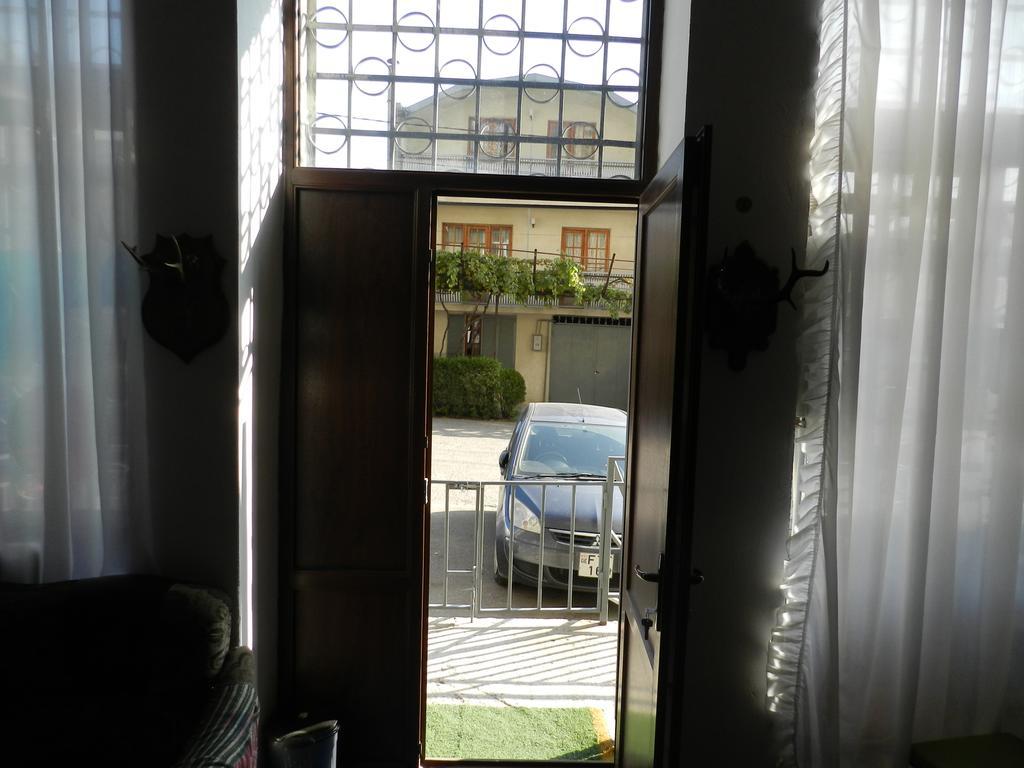 Apartment Retro Тбілісі Екстер'єр фото
